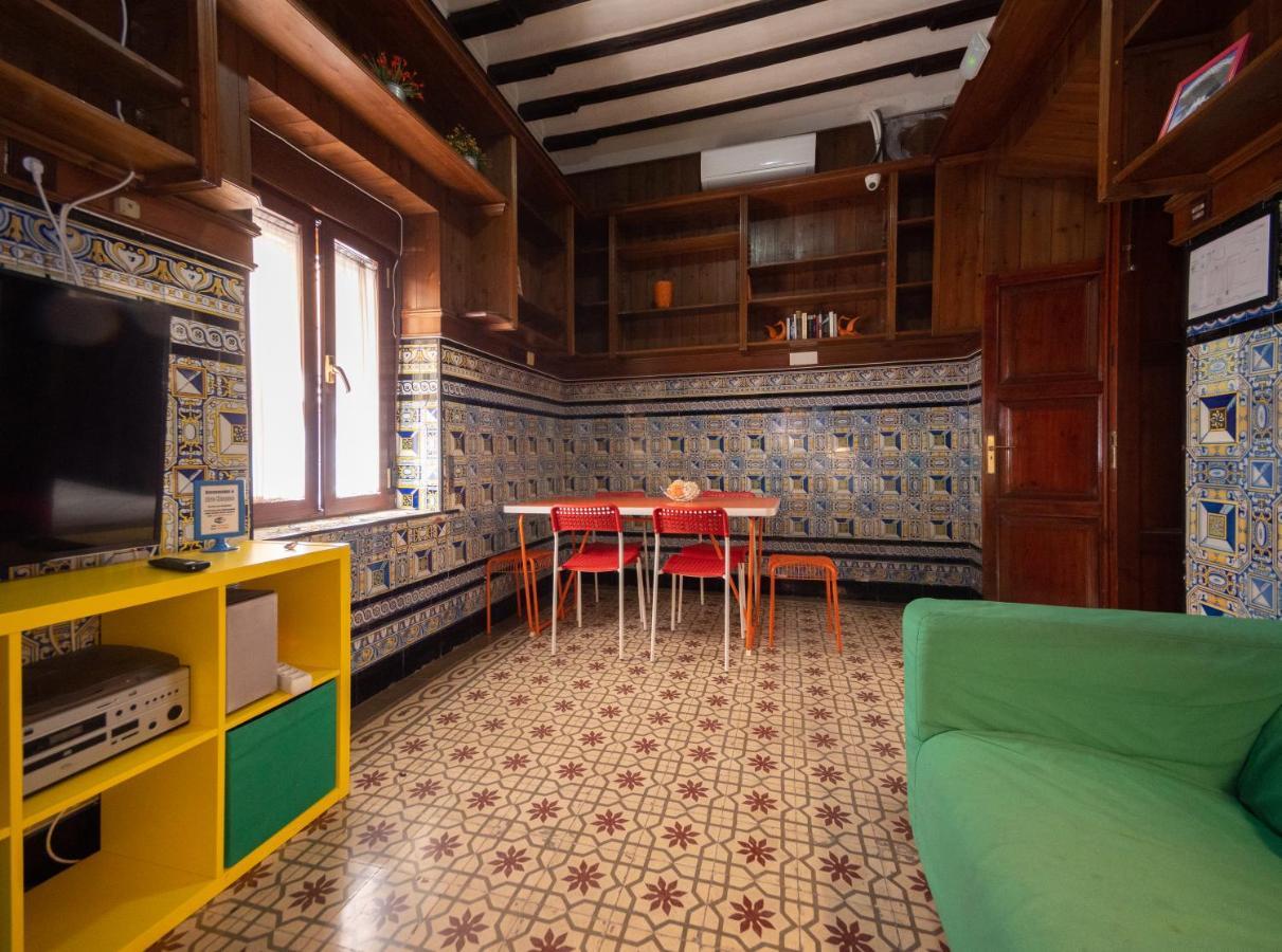 Arc House Sevilla Only Adults ภายนอก รูปภาพ